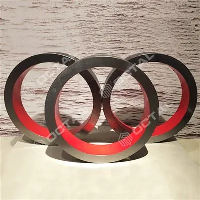 ক্ৰ'ম মলি পাইপ